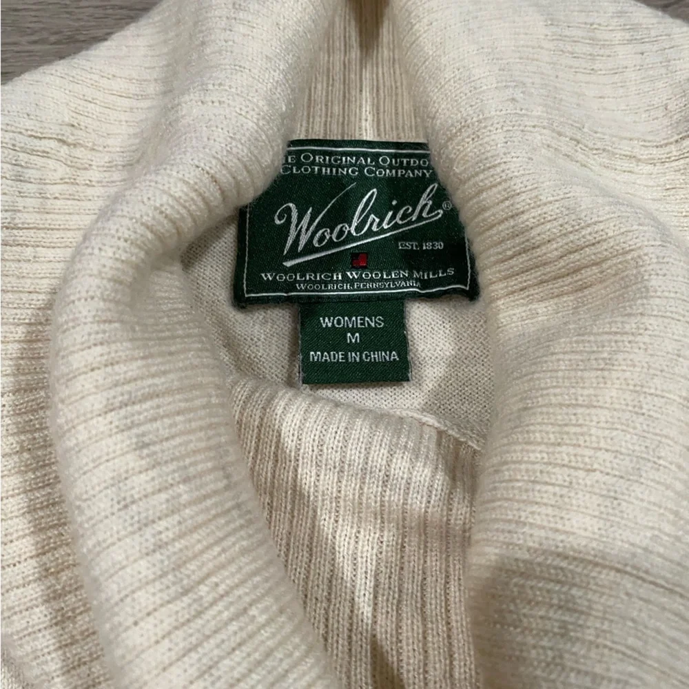 Woolrich Women’s Winter White Cowl Neck Turtle Neck Pullover Merino Wool Sweater